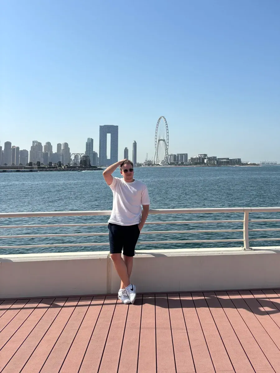 Efe Nacar Dubai'de
